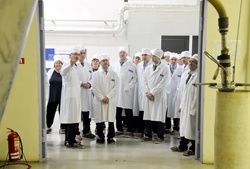 Директора предприятий оценили положительный опыт НЗХК Директора предприятий оценили положительный опыт НЗХК